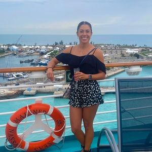 Meet your Posher, Juliana